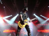 Concerts 2012 0605 paris alphaxl 063 Guns N' Roses